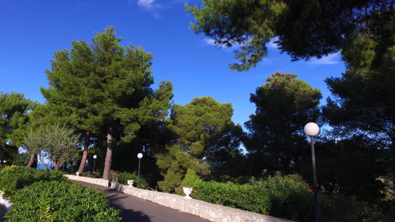 Villaggio Santo Stefano Vieste Bagian luar foto