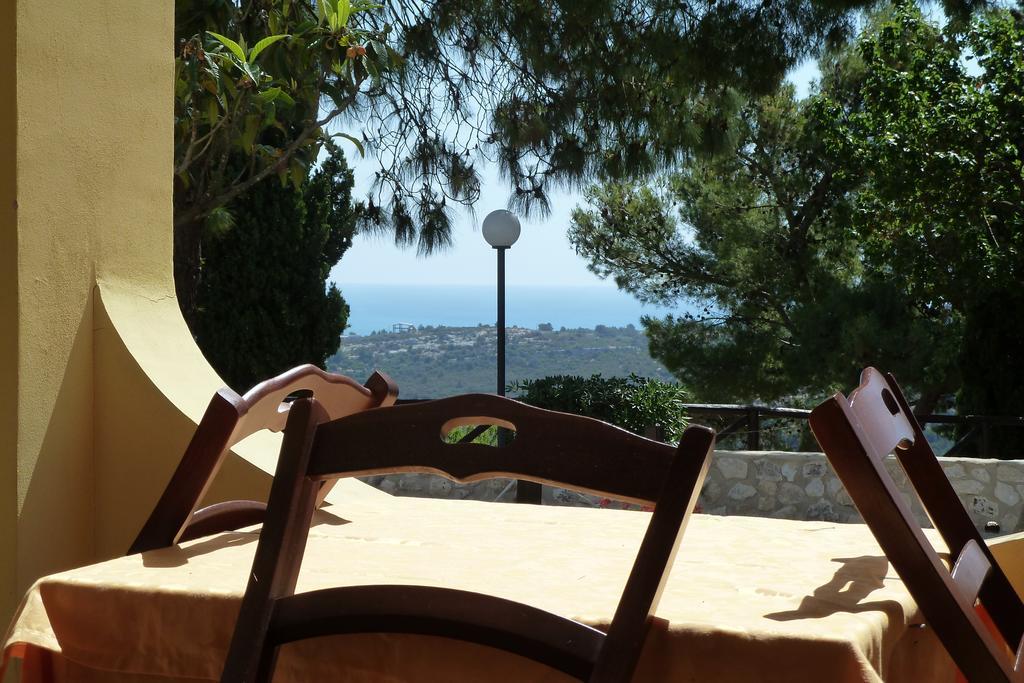 Villaggio Santo Stefano Vieste Bagian luar foto