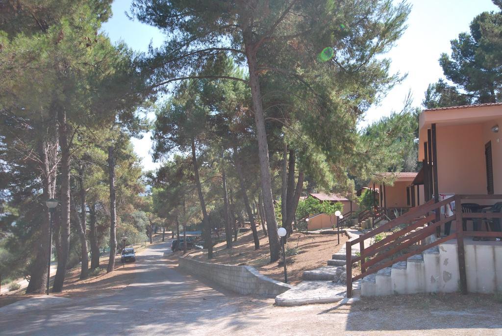 Villaggio Santo Stefano Vieste Bagian luar foto