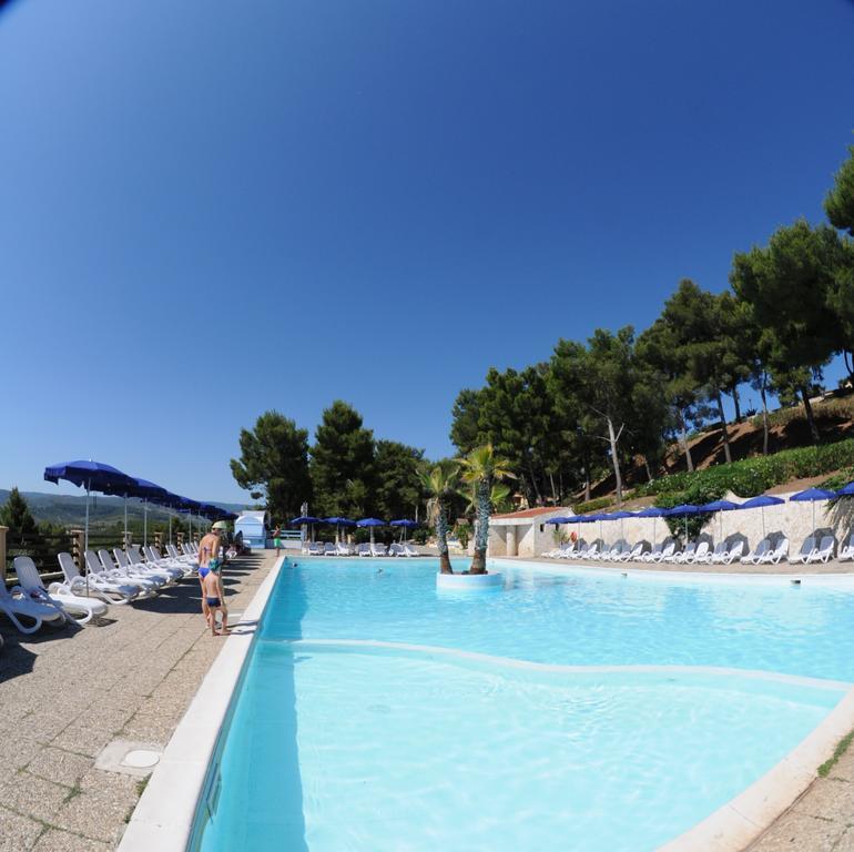 Villaggio Santo Stefano Vieste Bagian luar foto