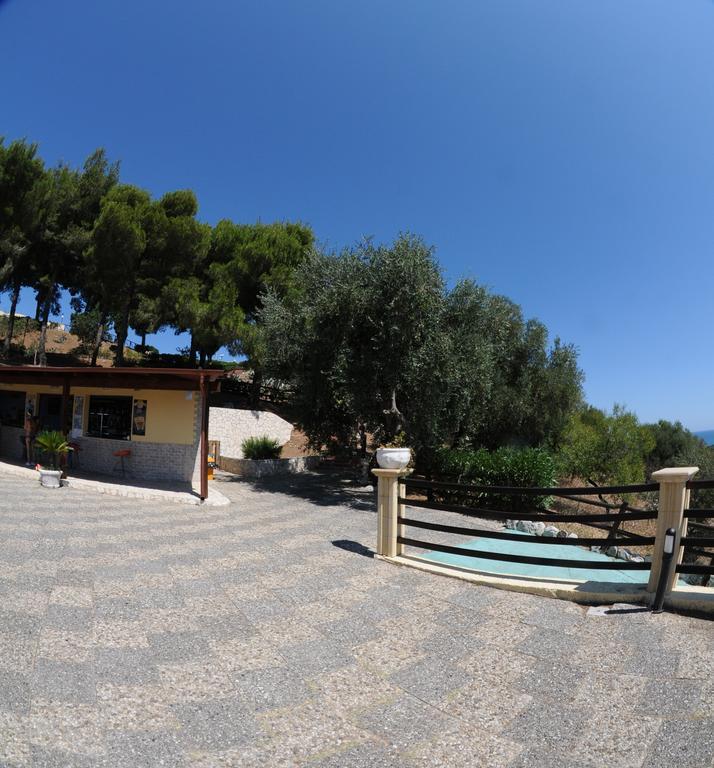 Villaggio Santo Stefano Vieste Bagian luar foto